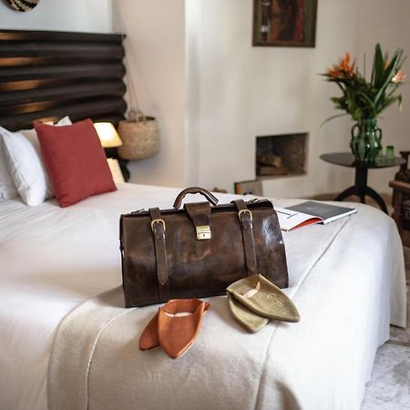 Riad Palais Calipau Marrakesh Extérieur photo A bedroom at the hotel