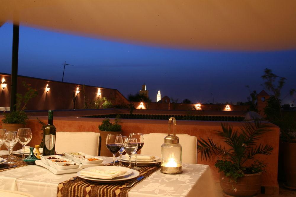 Riad Palais Calipau Marrakesh Extérieur photo Rooftop dinner in Marrakech