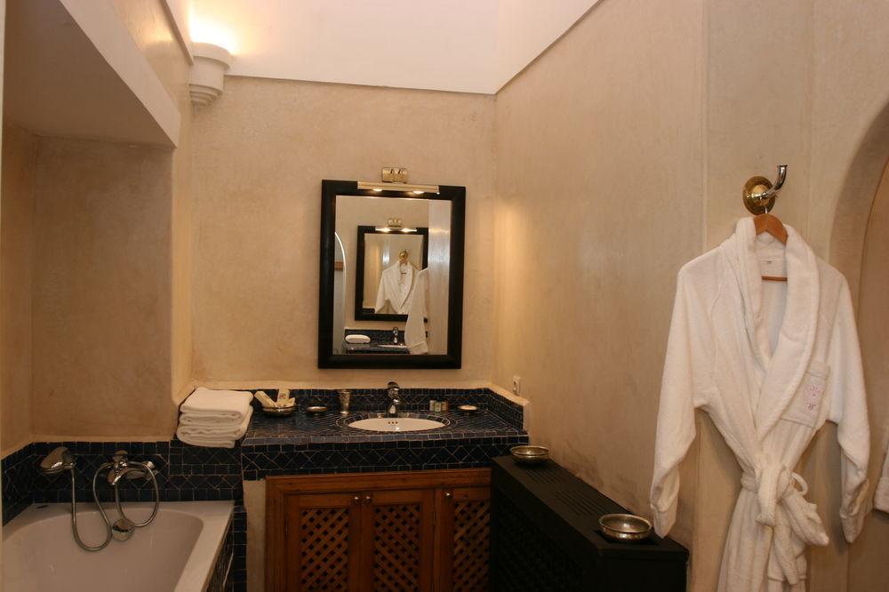 Riad Palais Calipau Marrakesh Extérieur photo Bathroom